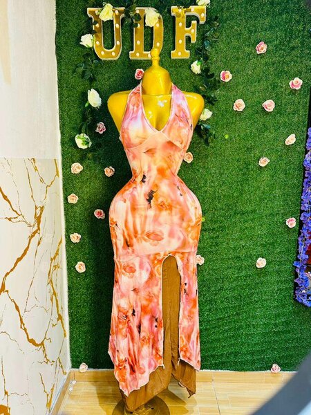 Robe Fendue Fleurie d'Été