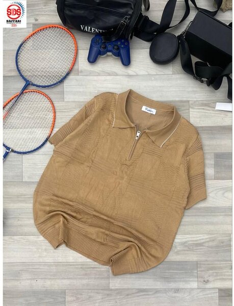 Polo en tricot beige élégant