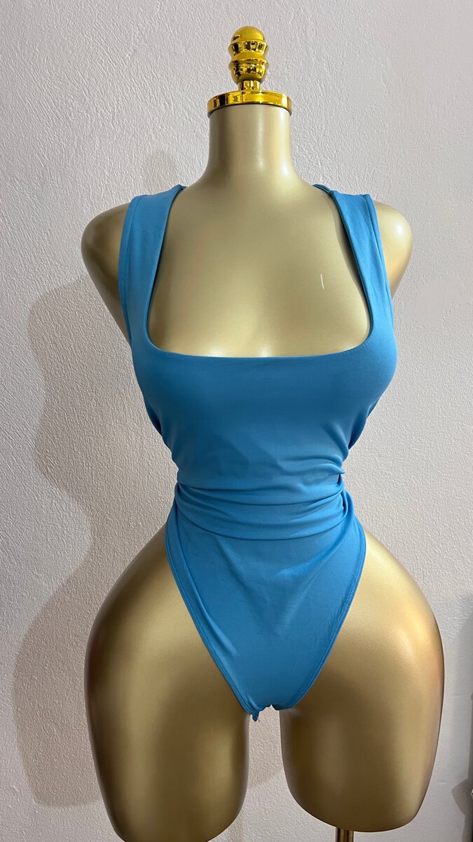 Maillot de bain échancré femme