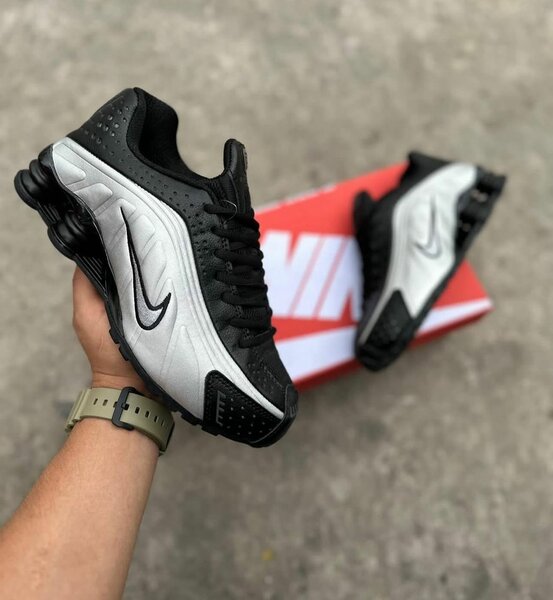 Basket Nike Shox R4 Homme