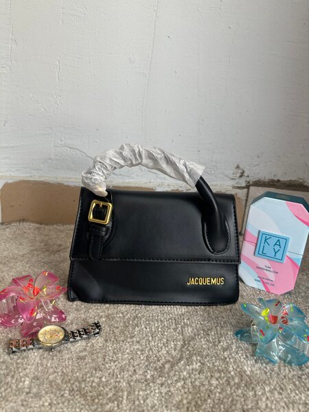 Sac à main en cuir noir Jacquemus