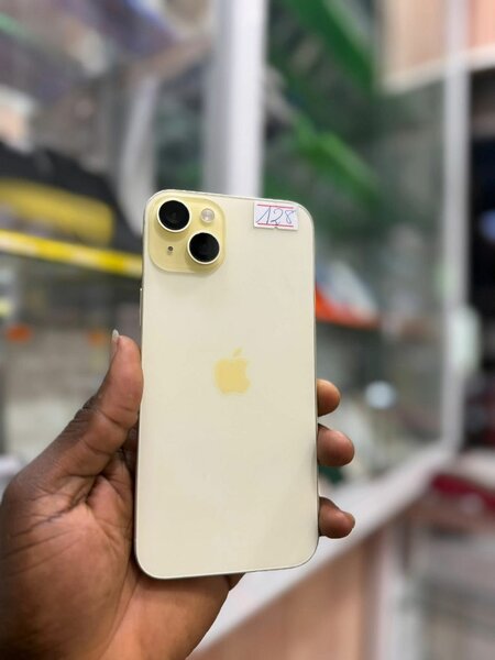 iPhone 14 jaune élégant 128 Go
