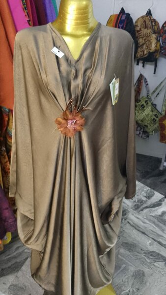 Caftan élégant doré