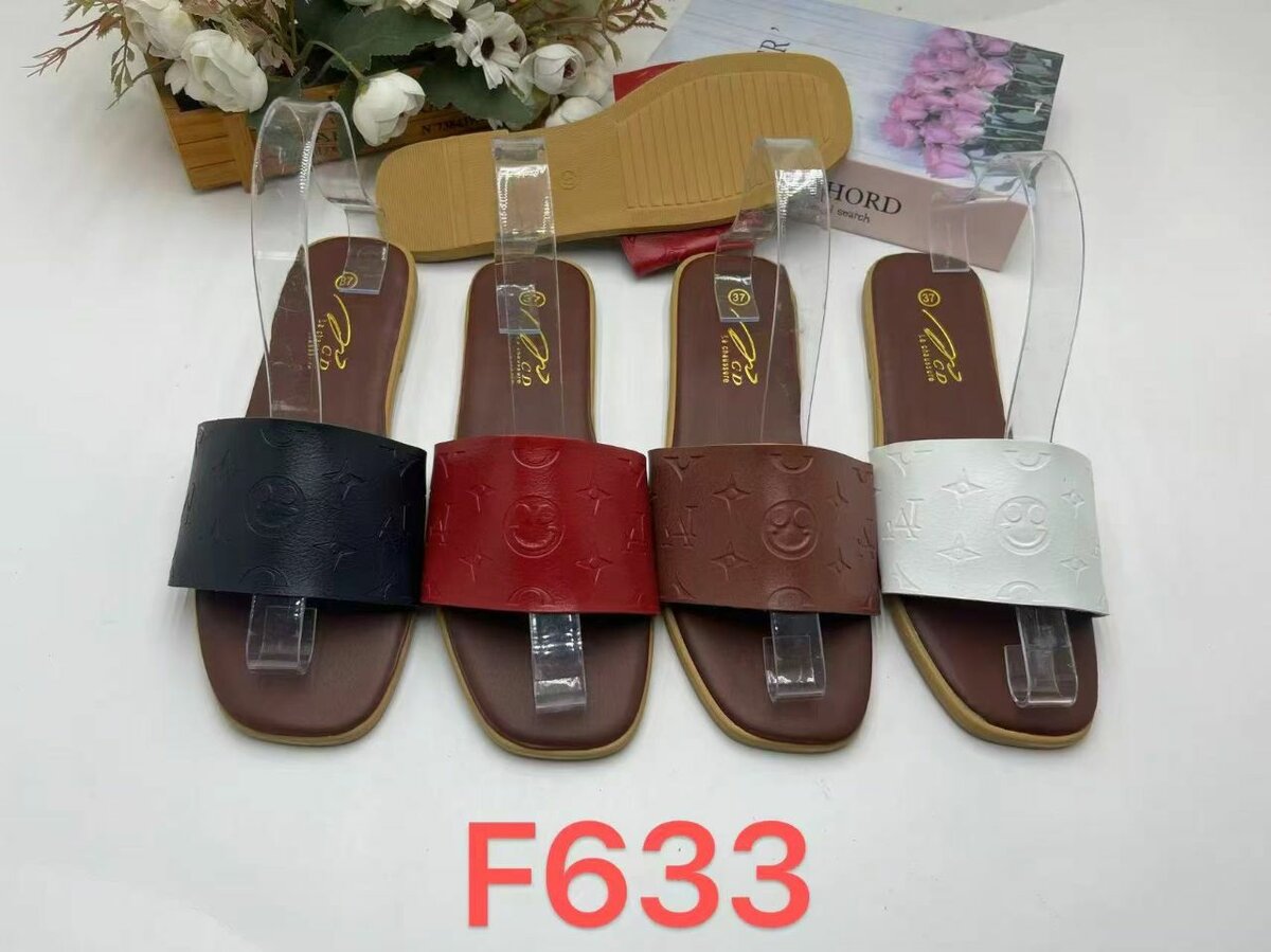 Tongs colorées et élégantes