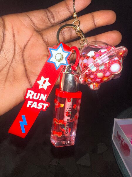 Kit porte clé -gloss hydratant