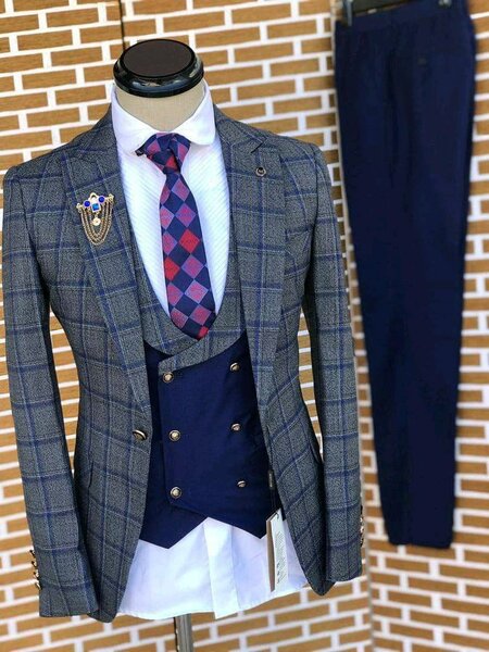 grey men's suit