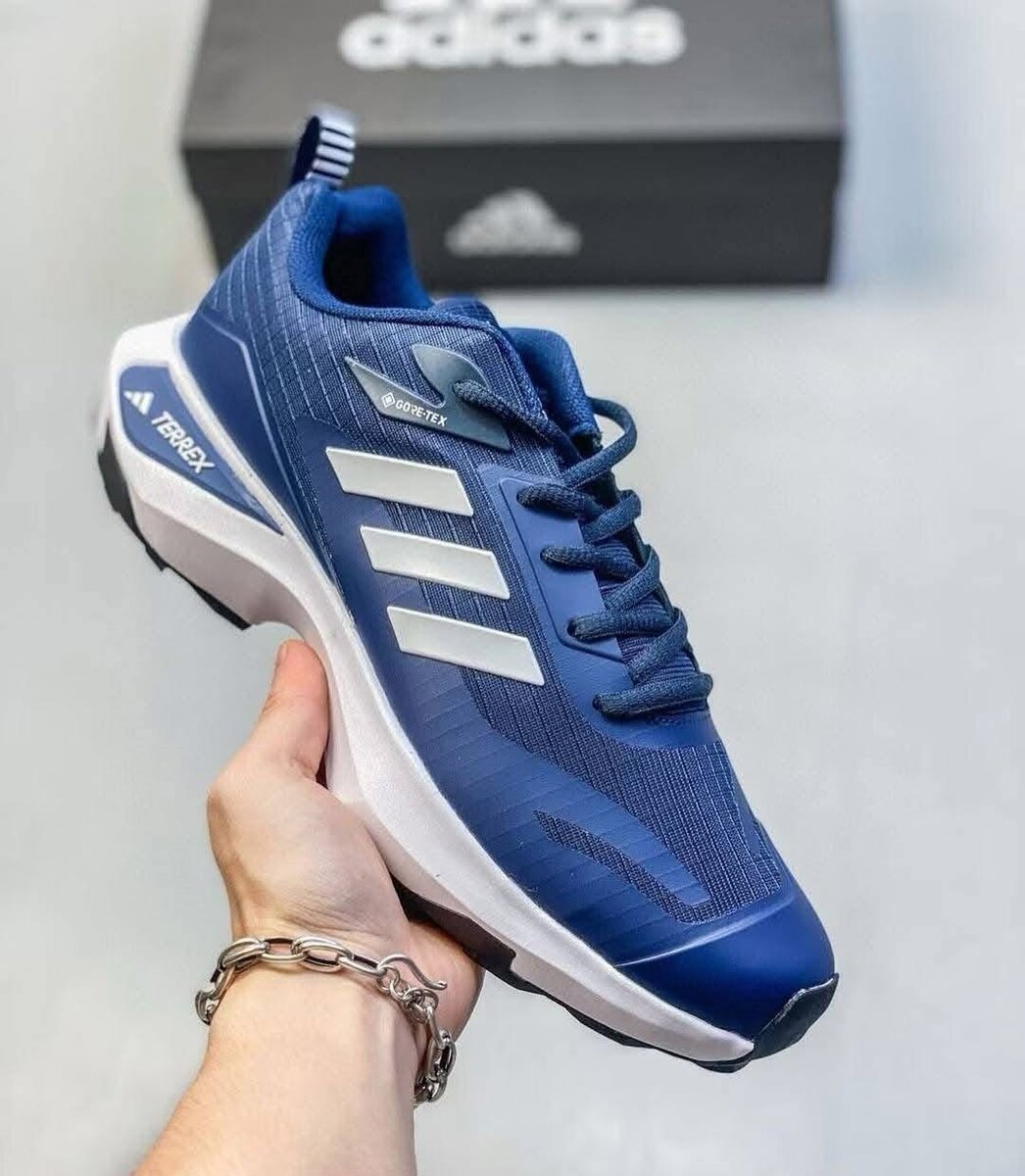Chaussures Outdoor Adidas