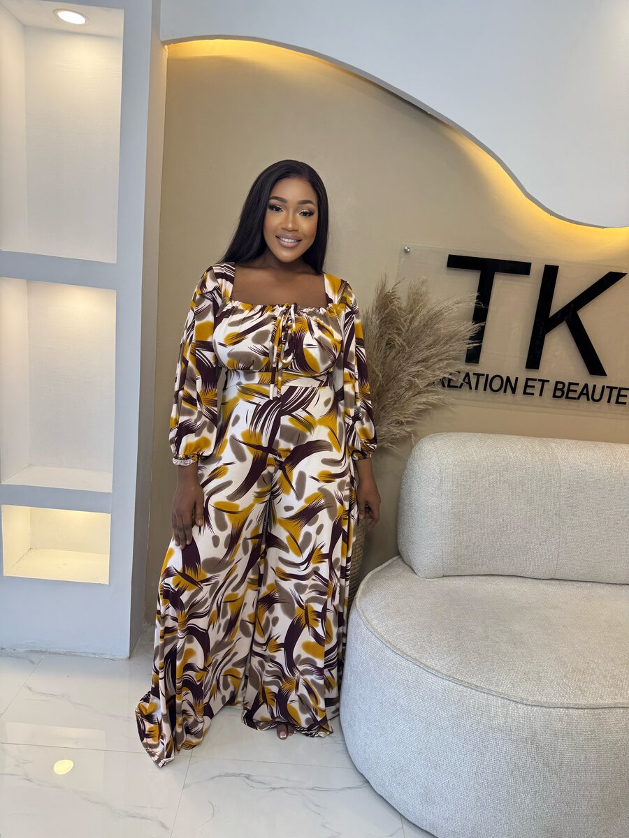 Combinaison Fleurs Élégante