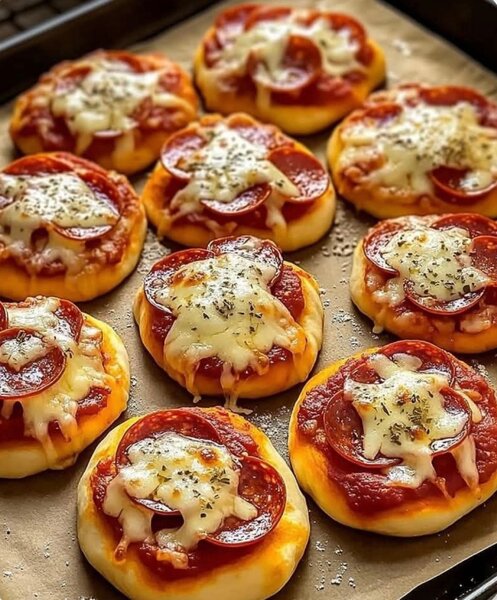Mini pizzas au pepperoni