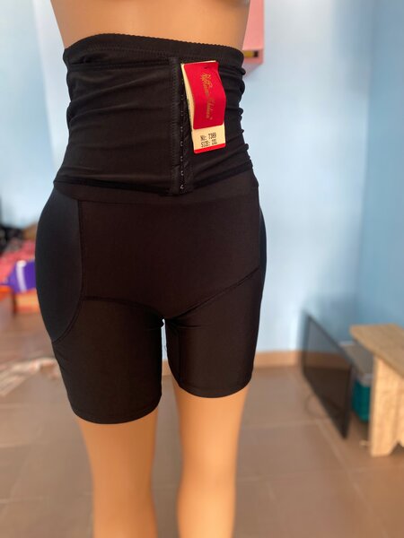 Shorts gainants taille haute