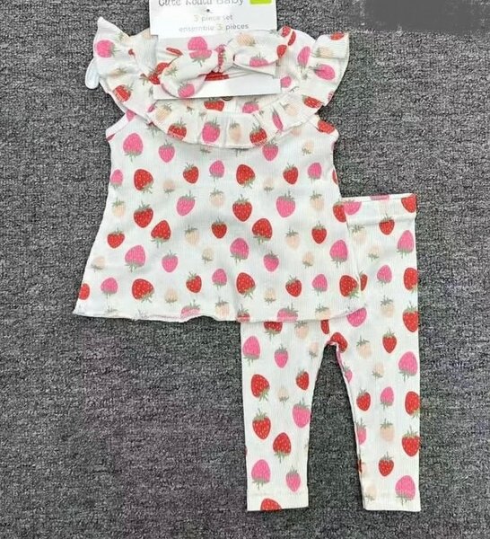 Ensemble bébé fleuri et fruité