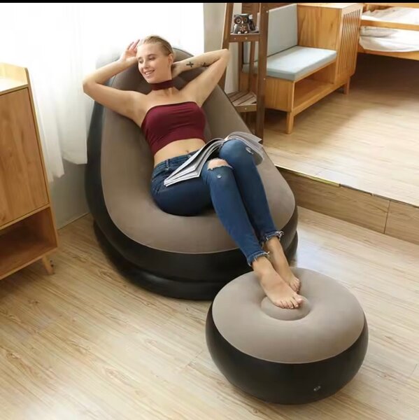 Fauteuil gonflable avec repose-pieds