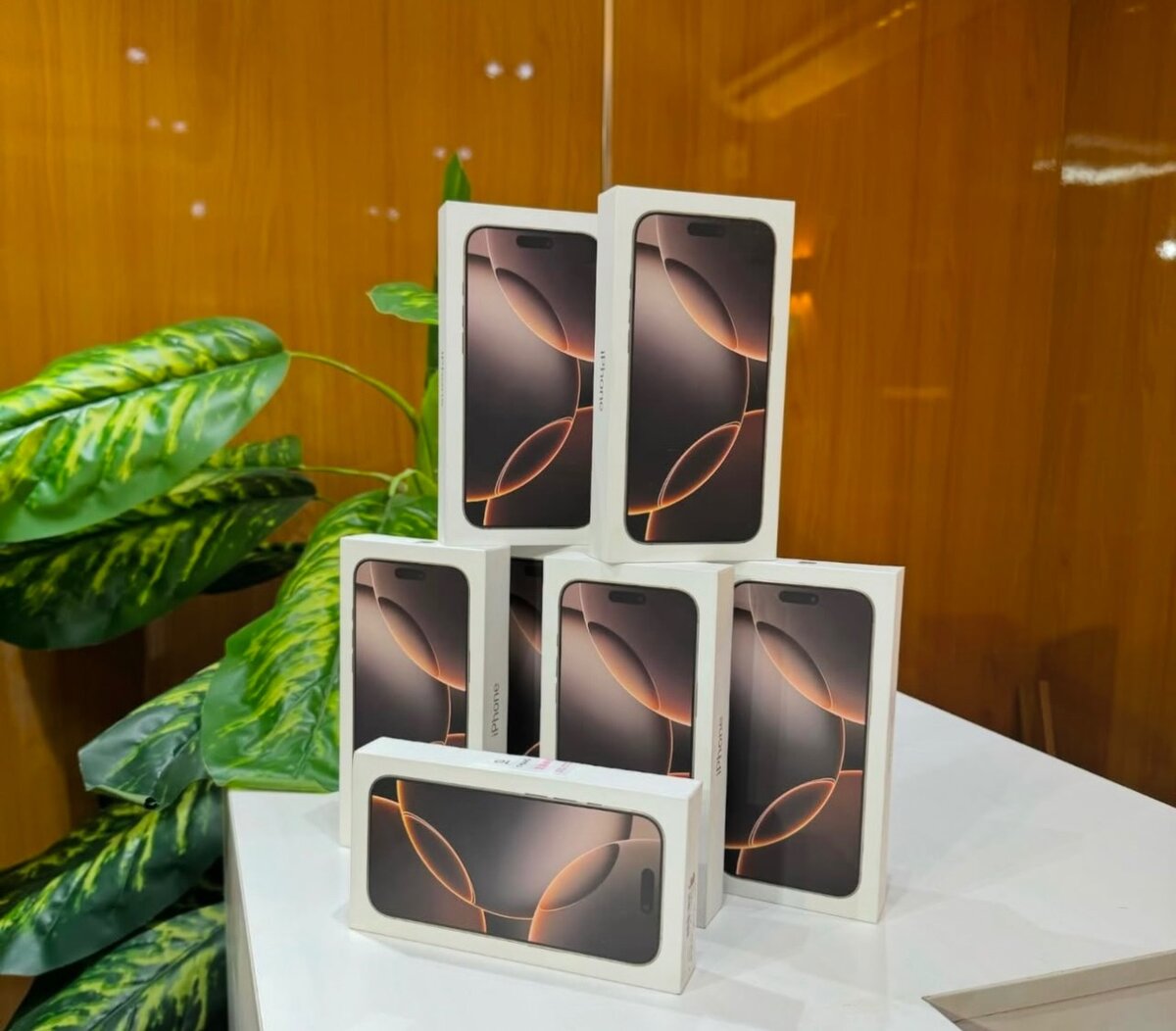 iPhone 16 pro max 256gig in box