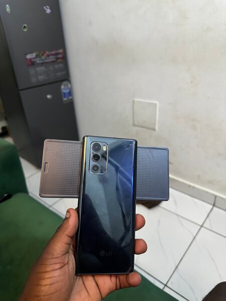 SmartphoneLG double écran WING