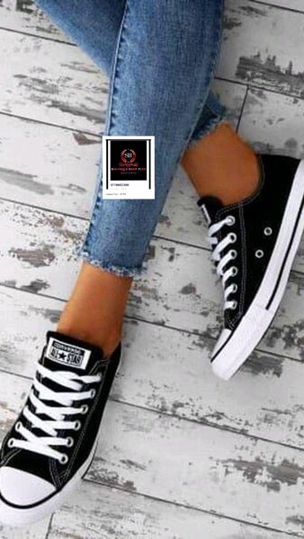 Basket converse authentique avec sa boîte