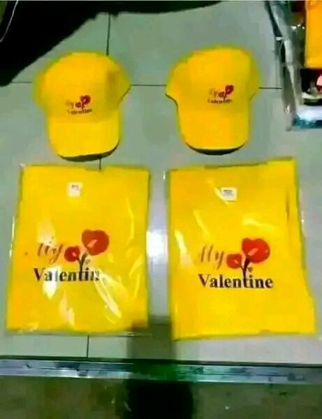 Ensemble T-Shirt et Casquette 'My Valentine'