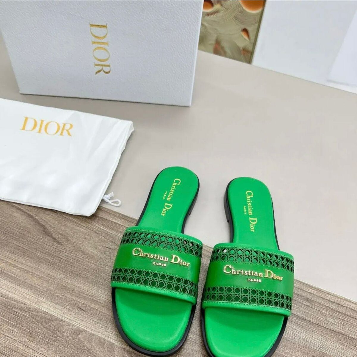 Quality ladies slippers