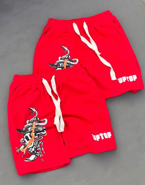 Shorts sport rouges serpent