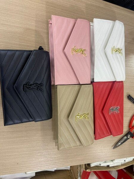 Sac en cuir Yves Saint-Laurent