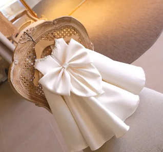 Girls Princess Dress Birthday Party Wedding Kids Girls Pearl Dresses Toddler Gowns White Ball Gown ( Fabric Silk) ( Size 03 Month To 3 Yrs)