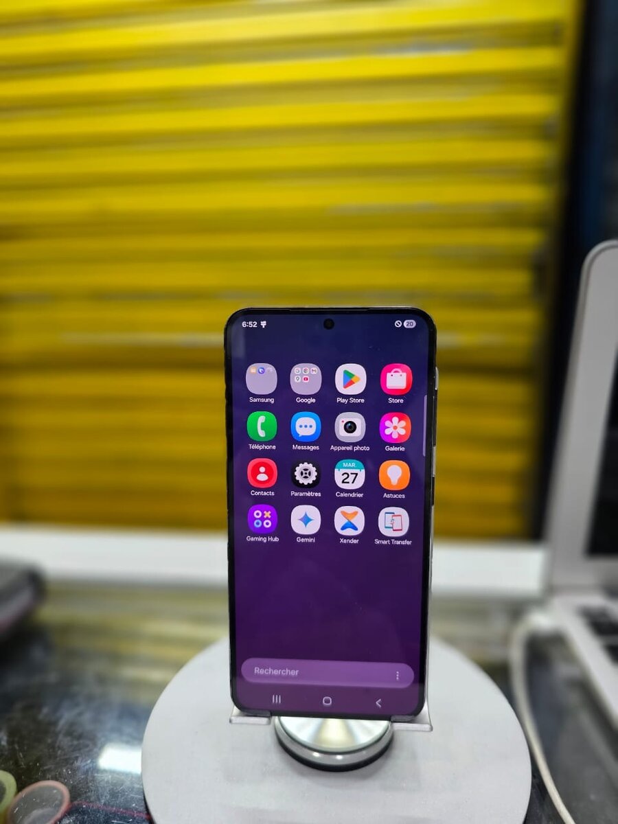 Galaxy s23 256 giga et 8 giga