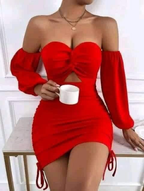 Robe courte et élégante pour femme