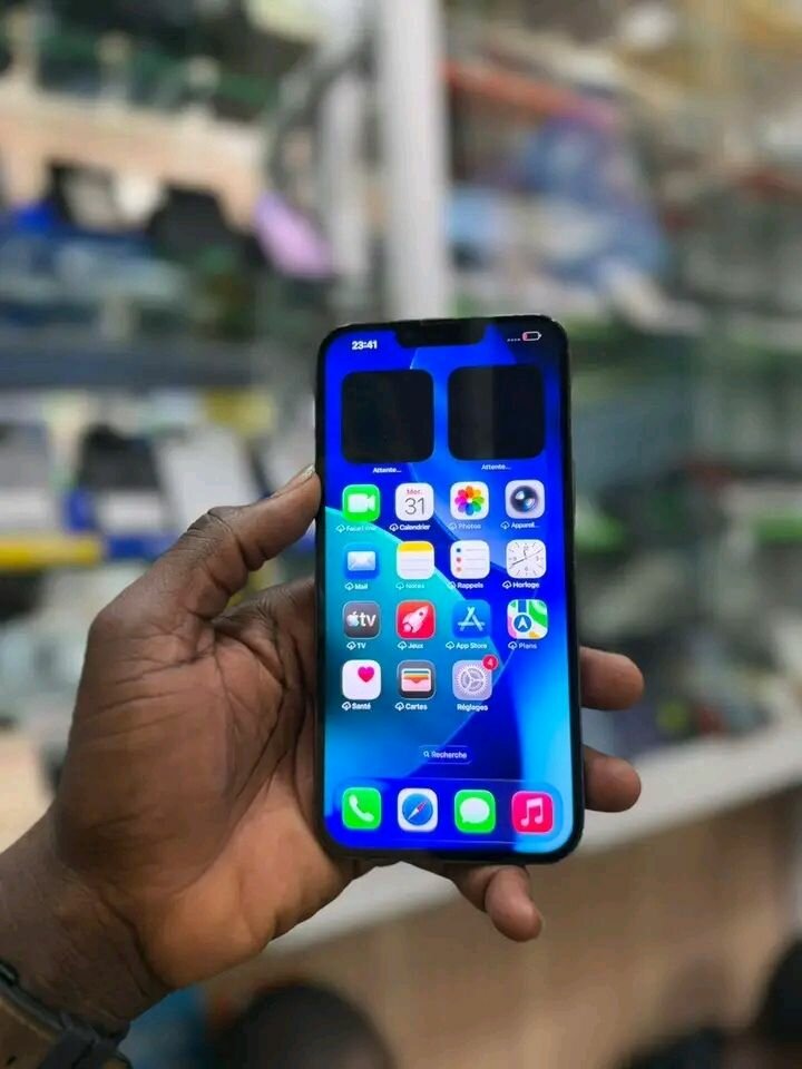 iPhone 15 Pro Max - Smartphone Reconditionné