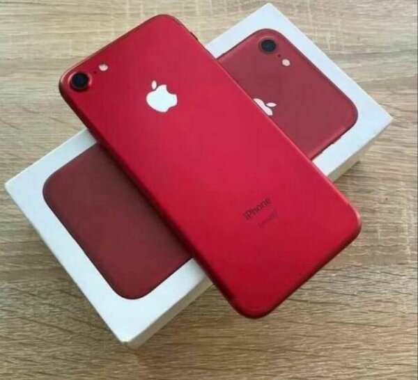 iPhone SE Rouge Neuf