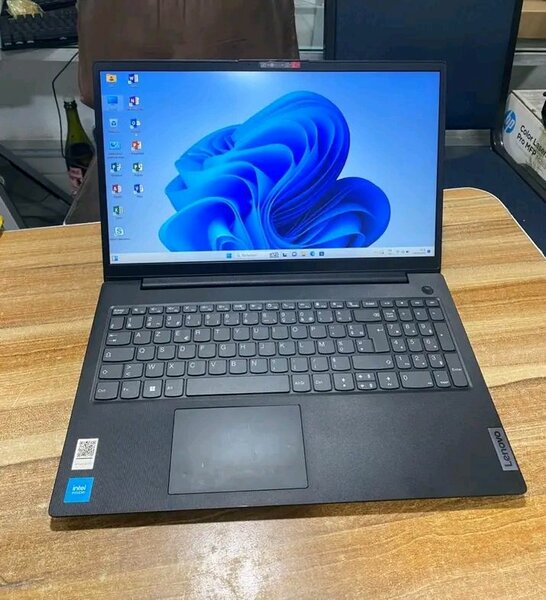 Ordinateur portable Lenovo MSI