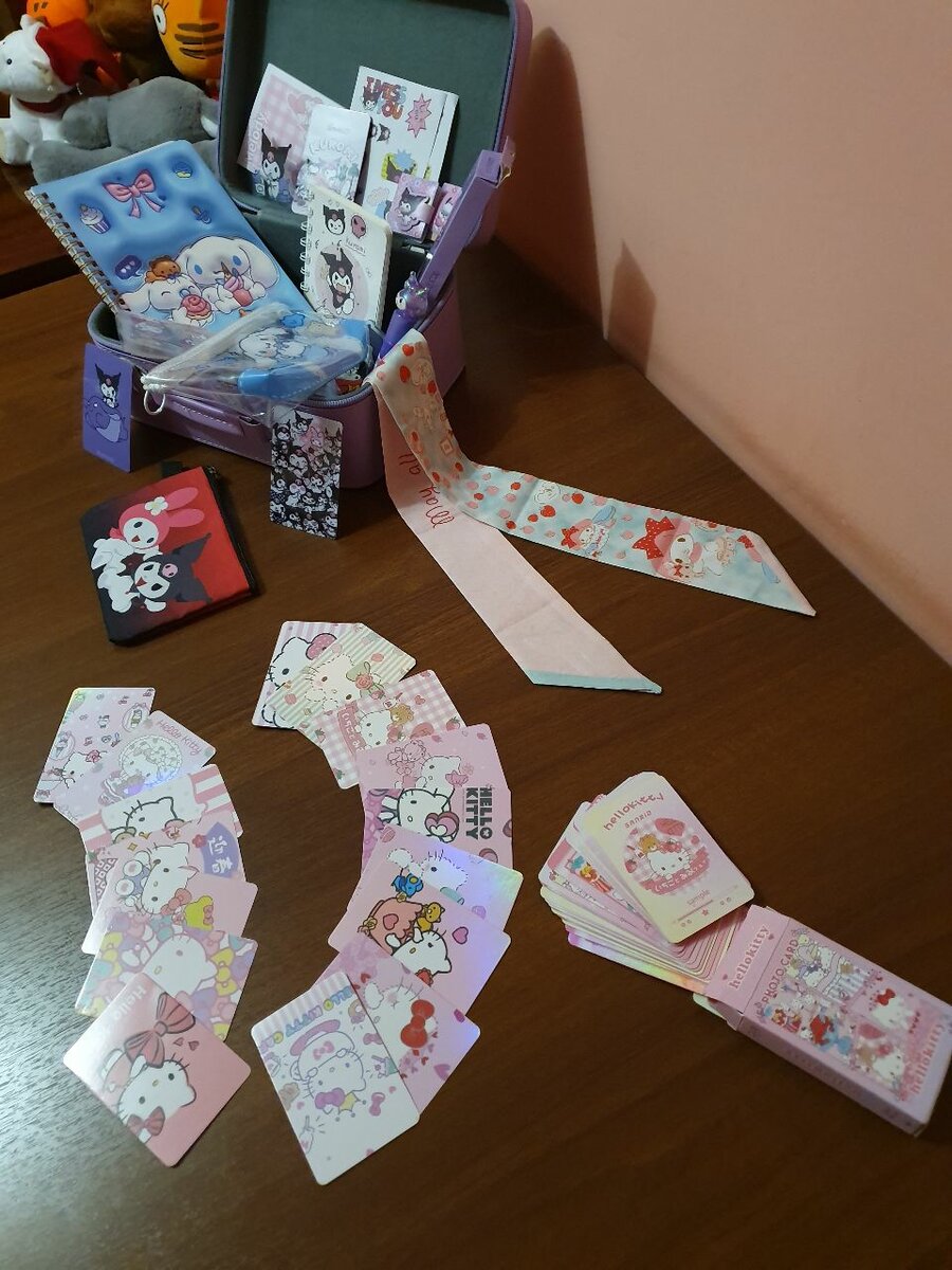 Чемодан KUROMI