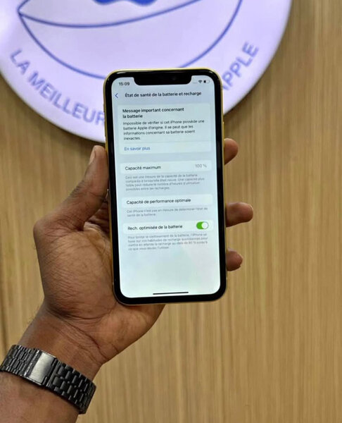 iPhone 11 Jaune Débloqué