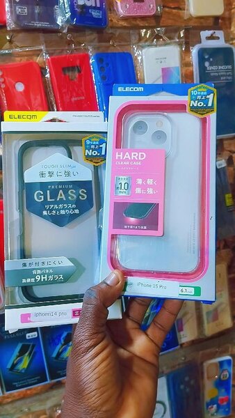 Coques ELECOM pour iPhone