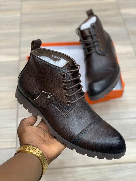 Boots for men, color brown