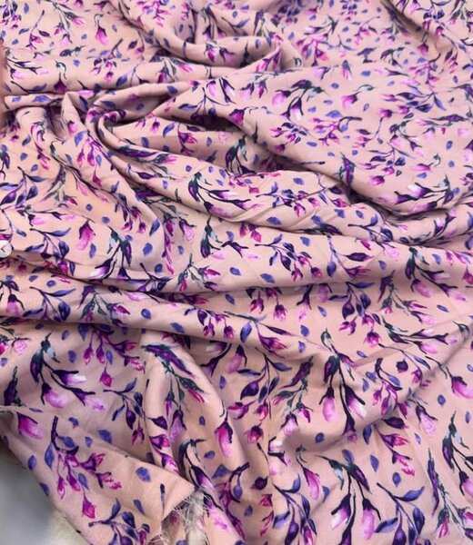 Красивая ткань для пошивая одежды Бельмондо штапель