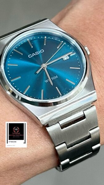 Montre Casio  authentique avec sa boîte