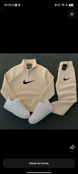 Ensemble sport beige