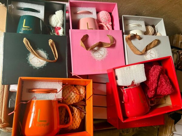 Coffret contenant des tasse