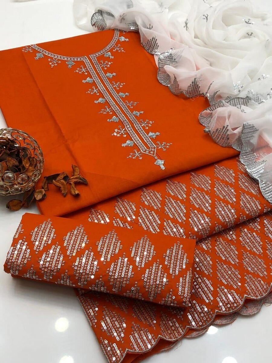Cotton lawn embroided 3 pc Dc free