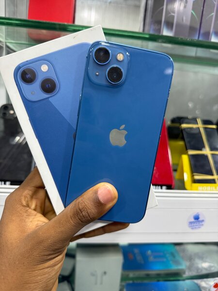 iPhone 13 avec carton