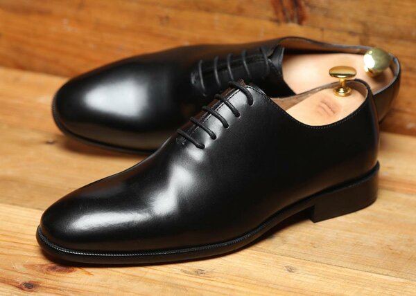 Chaussures Richelieu en cuir noir