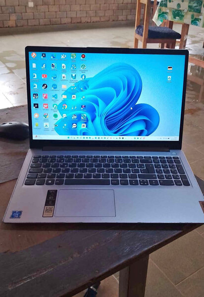 Ordinateur portable Lenovo