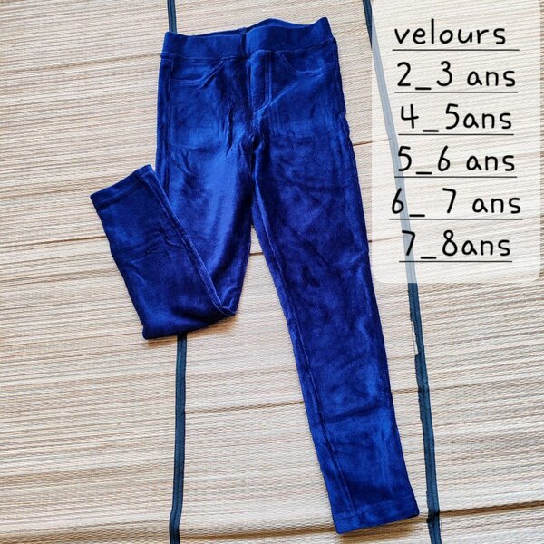 Jeans bleus pour enfants