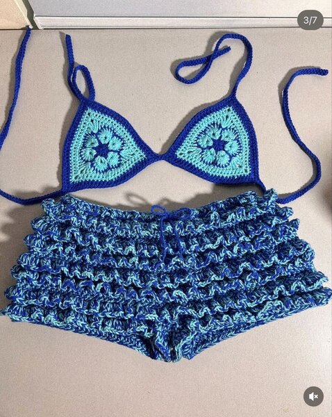 Ensemble de bikini au crochet