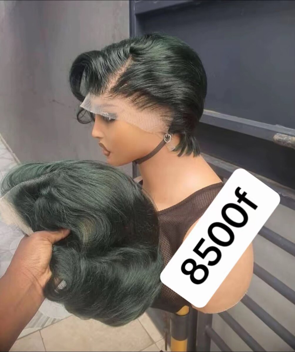 Perruque en dentelle ondulée