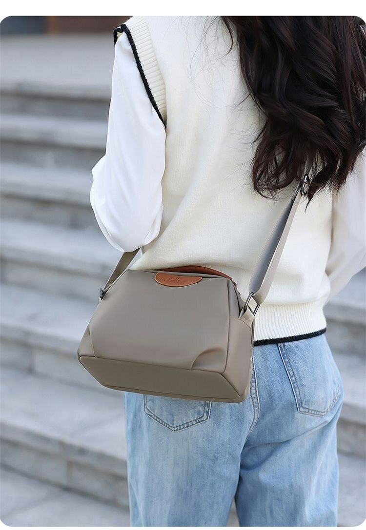 Бежевая сумочка