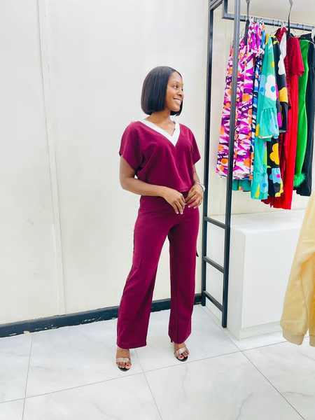 Elegant pantsuit burgundy