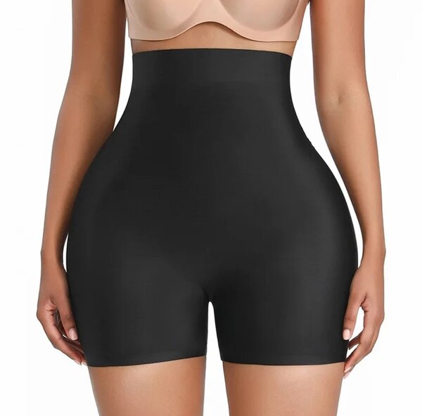 Seamless Butt lifter shorts.