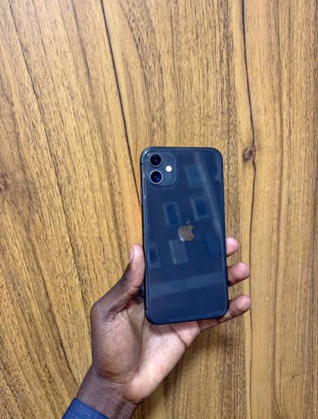 iPhone 11 64 GO