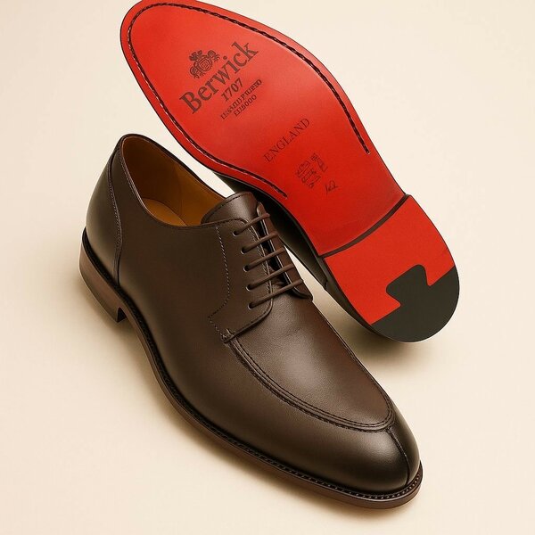 Derbys en cuir Berwick élégants