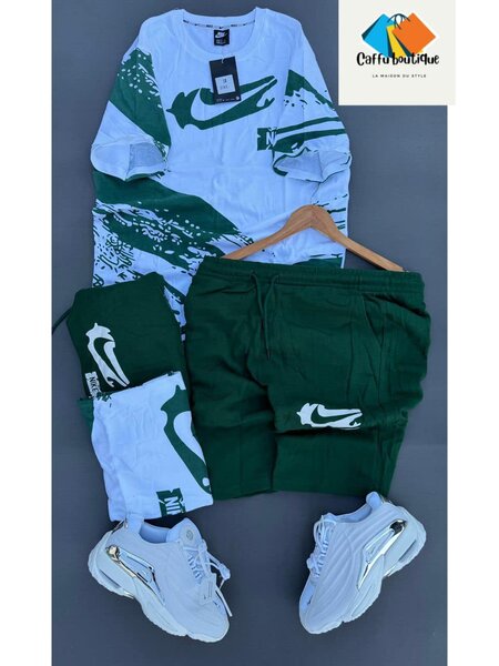 Un ensemble de vêtements pour hommes beaux et stylés (haut, bas)